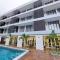 CHRISTEE SUITES HOTEL