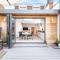 Modern Minimalist 3-Bed Duplex Apartment in York I Pass The Keys - 约克