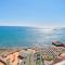 Easy Stay - Luxury Three Bedroom Apartment
