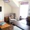 The Seaview Snug