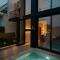 Capital Luxury Suites