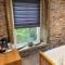 ISLAND LODGE Since 1835 Barbican, Free Limited Parking, Perfect for Ferry terminal