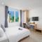 Davue Hotel by THG