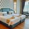 Grand Lord Hotel & Residence - Khao chi chan Pattaya