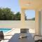Villa Sunshine with private Hydromassage Pool near the beach