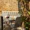 1 Wesley Mews