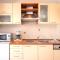The midpoint apartments Bol