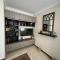 Elegant duplex with pool frontAUC
