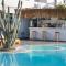 Nissia Beach Apartments & Suites