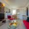 Artdeco Luxury Suites