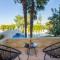 Artdeco Luxury Suites