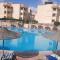 Marsilia Beach 3 Chalet with private garden - pool view مارسيليا بيتش 3 شاليه للعائلات أرضى غرفتين - ‘Izbat Ḩalāwah