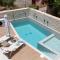 Dodo's Residence, heated pool & jacuzzi! - Melidhónion