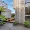 City Escape - Christchurch Central Apartment