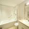 Liverpool Aigburth Hotel by Belvilla
