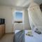 Artdeco Luxury Suites