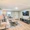 1 Mi to Seawall Dog-Friendly Galveston Home!