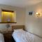 The Stables, charming converted, 2 bedroom Cottage, Melrose