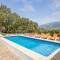 Casa Rural Liviana, Piscina Barbacoa y preciosas vistas Málaga by AndaraHolidays