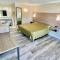 Brentwood Inn & Suites