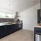 Buttercup Lodge, 33 Roadford Lake Lodges