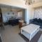 305 Guest House - Amanzimtoti