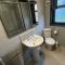 L19 - Penrhyn Spa Lodge with Hot Tub