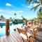 Waterfront Pool Dream Vacation