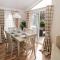 Rockpool Retreat