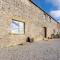 The Holmes Barn - Sleeps 16 - Pet friendly