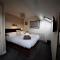 Brook House ― Free on-site car park Brook House ― Free on-site car park