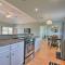 Deck and Grill Walkable Crystal Beach House!