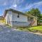 Pet-Friendly Digs with Fire Pit and Large Yard! - فايتيفيل