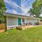 Pet-Friendly Digs with Fire Pit and Large Yard! - فايتيفيل