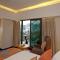 Lakeshore Suites, Banani