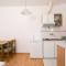 A1-apt w shared pool & balcony next to the beach