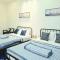 527 BeachHouse l 5 bedroom with swimming pool - 3min walk to the beach