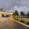 Silver Oaks Motel