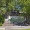 Trovador Guest House