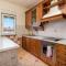 Amazing Apartment In Viskovo With Wifi - 维斯科沃
