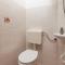 Amazing Apartment In Viskovo With Wifi