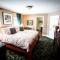 Twin Oaks Inn