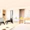 Lisbon Swimming pool apartment with private parking