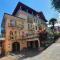 Hotel Azalea