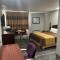 Mid Towne Inn & Suites