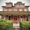 Historic, Stylish Getaway 2 blocks from Waterfront - بلفونت
