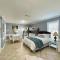 Beautiful traditional home*Modern updates*Guest suite B - Katy