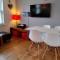 The Bath House Apartment - Free 1st breakfast - FREE parking