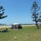 Little Lake Beach House - Beachside 4 Bedroom Luxury Home - Lake Illawarra