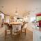Knockderry Lodge -Private Luxury pet-friendly accommodation in Scotland with hot tub